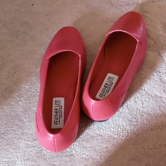 Red Leather Flats - Picture 2 of 3